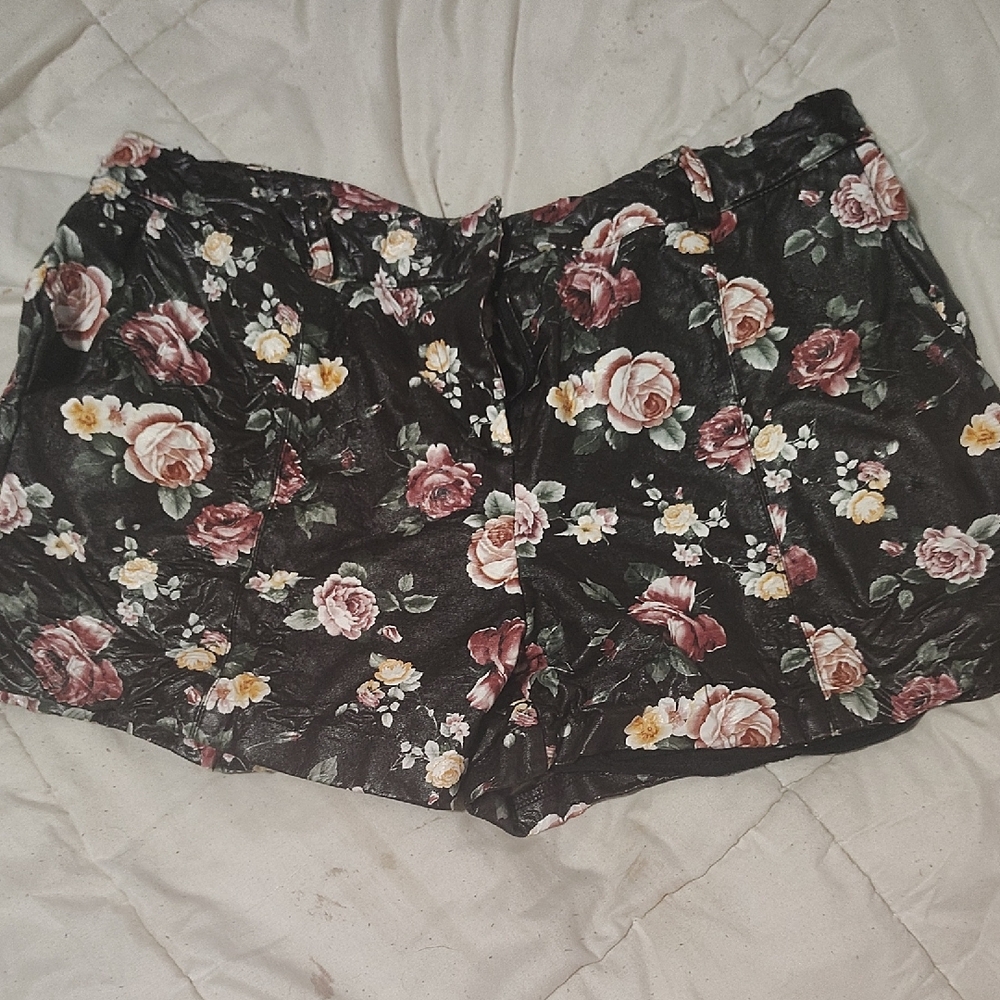 Very J Black Floral Satin Lounge Shorts